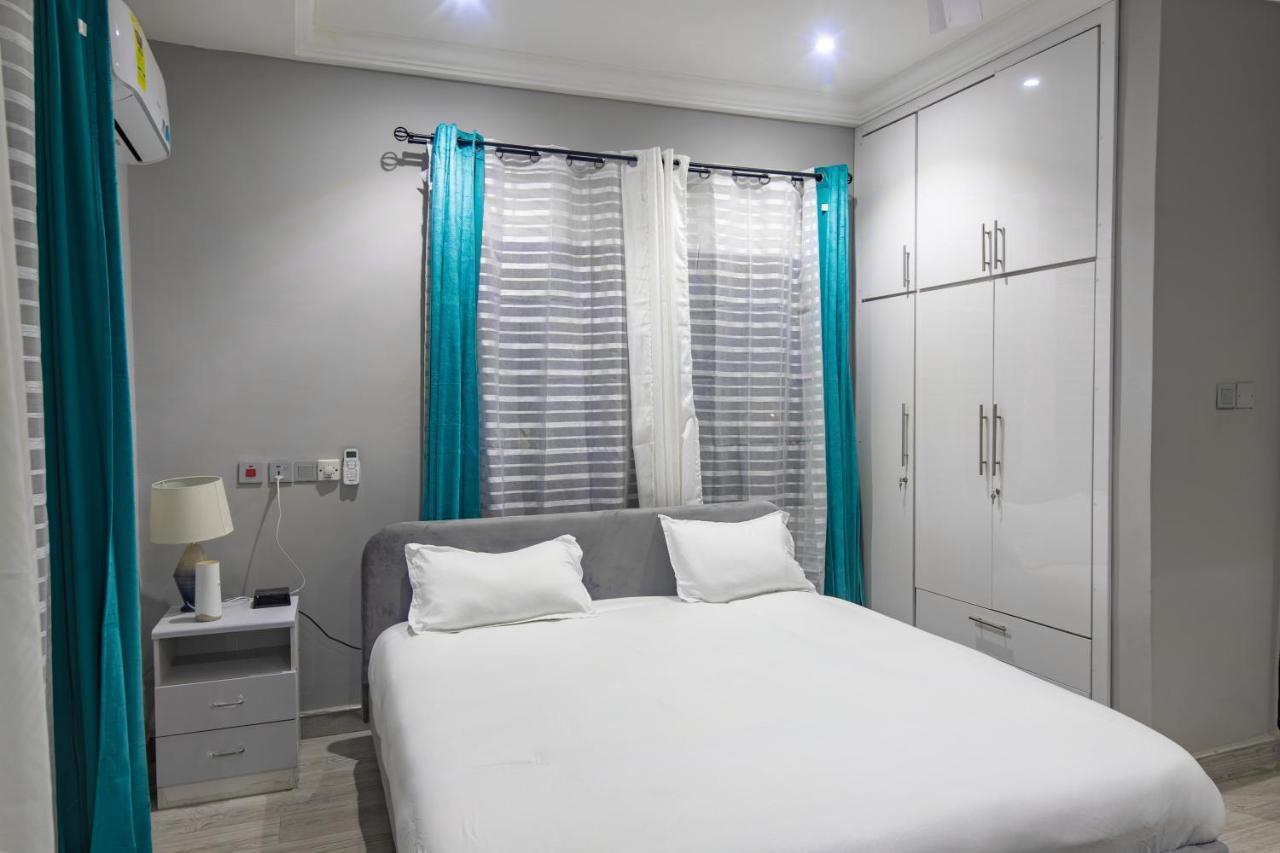 Cloud9 Luxury Apartments Аккра Экстерьер фото