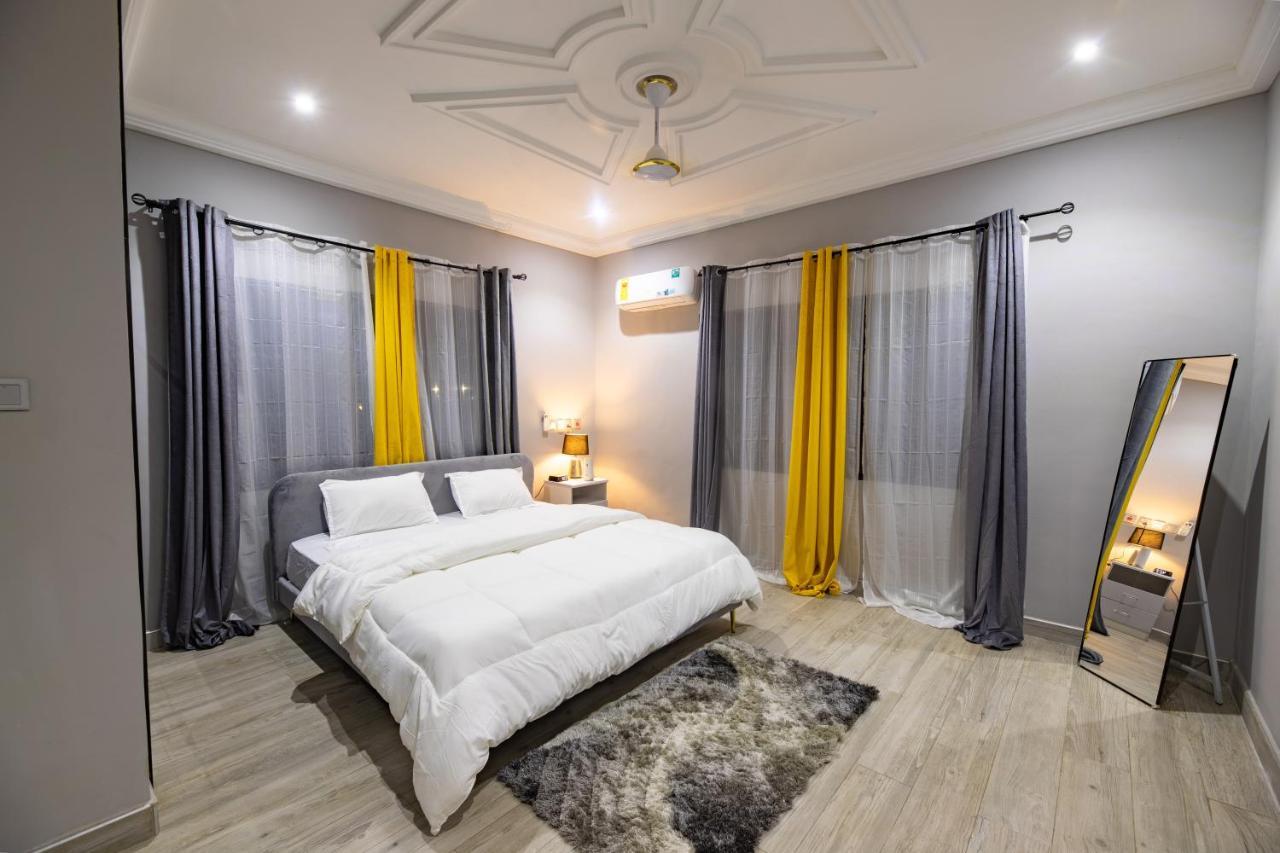 Cloud9 Luxury Apartments Аккра Экстерьер фото