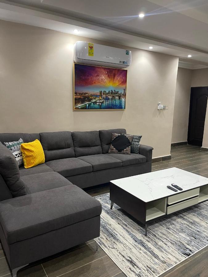 Cloud9 Luxury Apartments Аккра Экстерьер фото